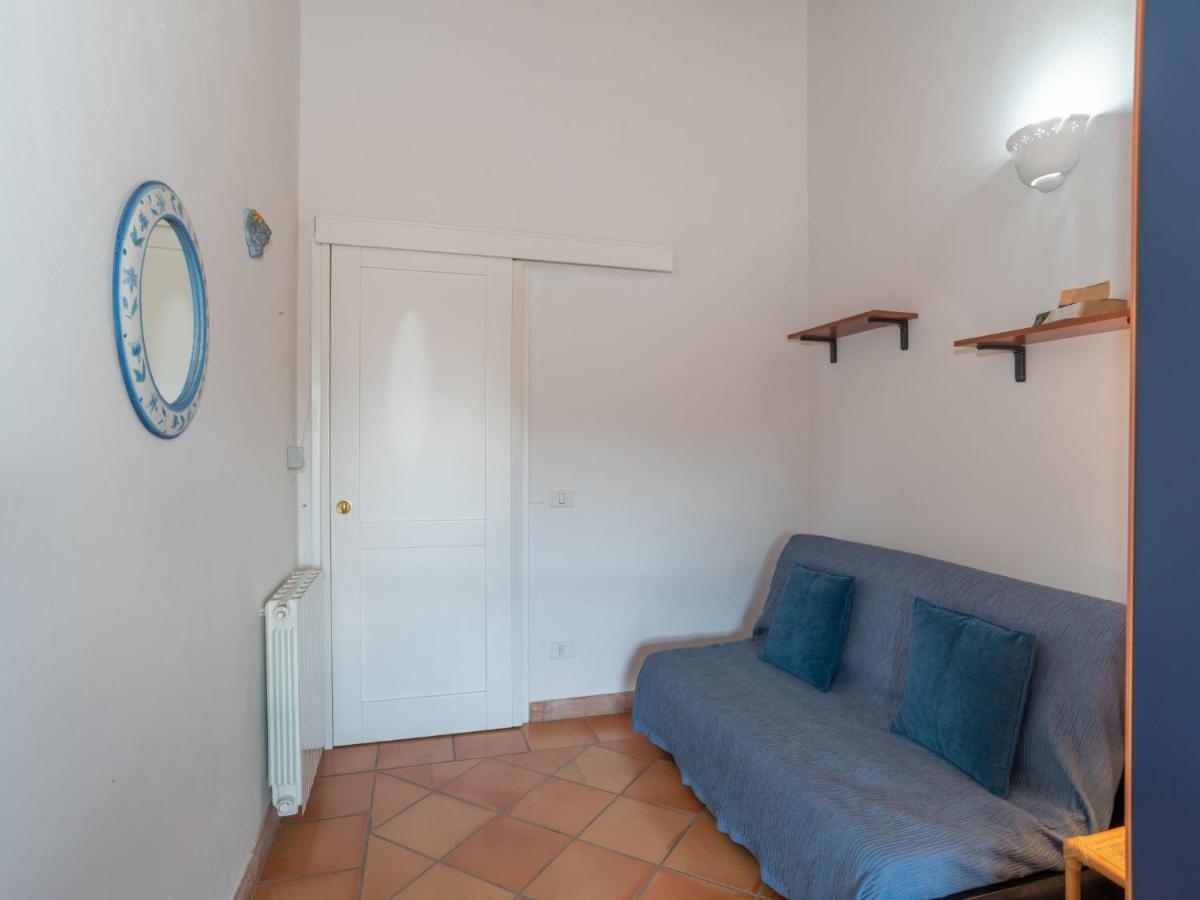 Apartment Giuly By Interhome Golfo Aranci Exterior photo